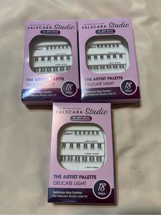 Falscara Other - The Artist Palette Delicate Light Wisp False Lash Light (3 Pack)